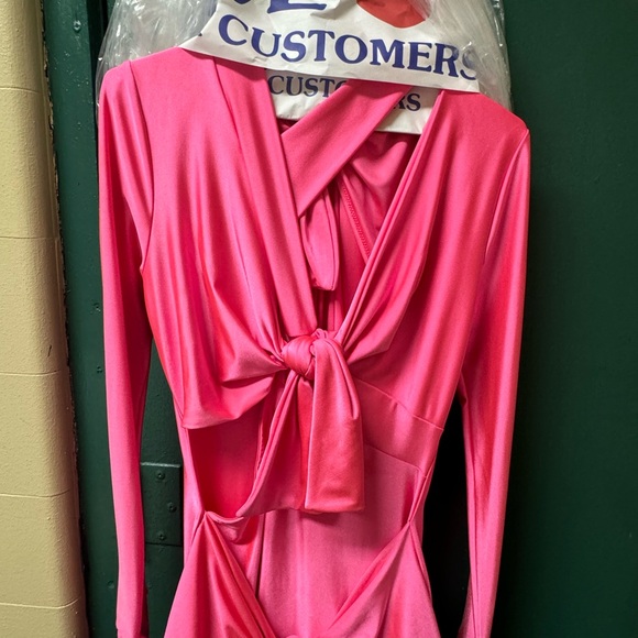 Pre-owned in perfect condition Fashionnova Tied to you maxi dress in neon pink L - Picture 6 of 12